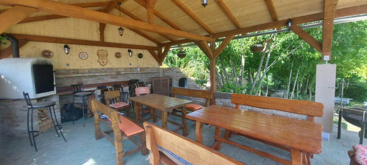 Villa Verteskacsa Vertesacsa Экстерьер фото